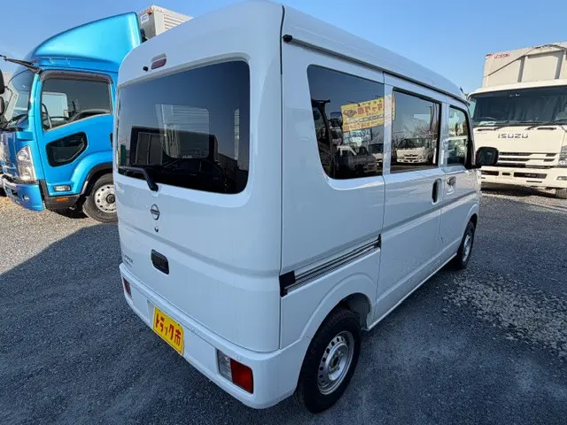 日産 クリッパーバン 5BD-DR17V(2WD)の写真6