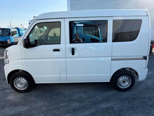 日産 クリッパーバン 5BD-DR17V(2WD)の写真7