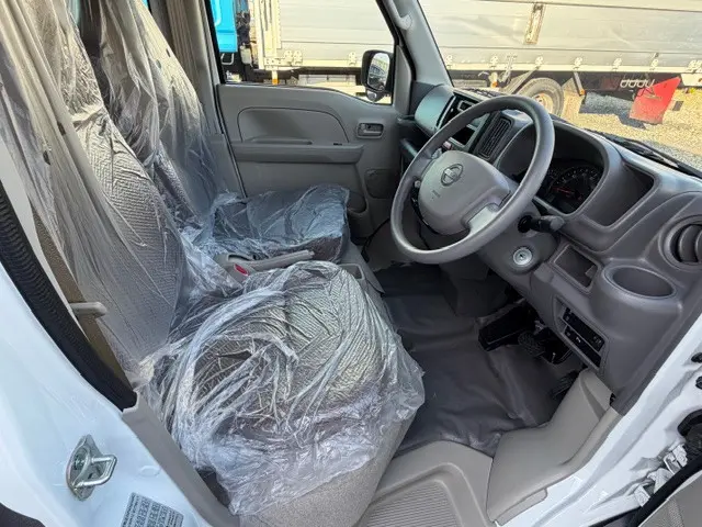 日産 クリッパーバン 5BD-DR17V(2WD)の写真10