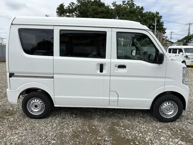 日産 クリッパーバン 5BD-DR17V(2WD)の写真7