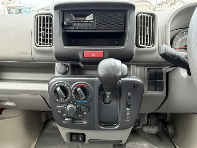 日産 クリッパーバン 5BD-DR17V(2WD)の写真13