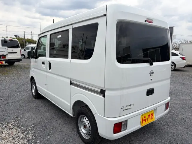 日産 クリッパーバン 5BD-DR17V(2WD)の写真3
