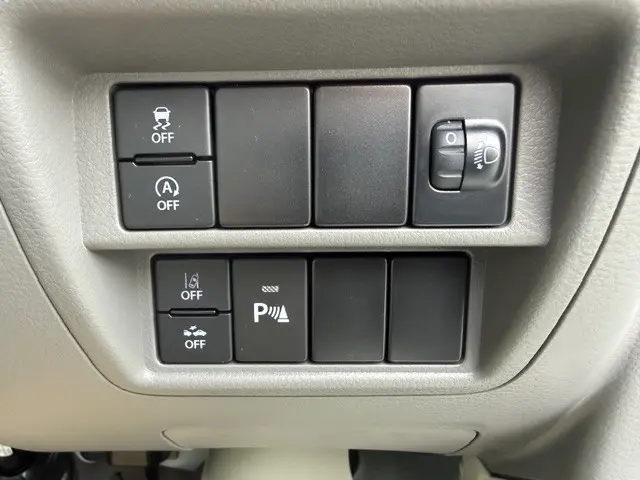 日産 クリッパーバン 5BD-DR17V(2WD)の写真17