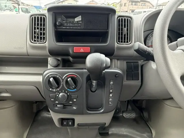 日産 ニッサン 5BD-DR17V(2WD)の写真13