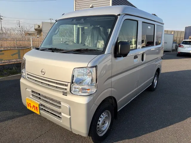 日産 クリッパーバン 5BD-DR17V(4WD)の写真1
