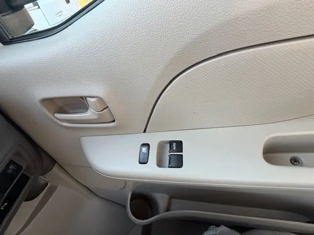 日産 クリッパーバン 5BD-DR17V(4WD)の写真16