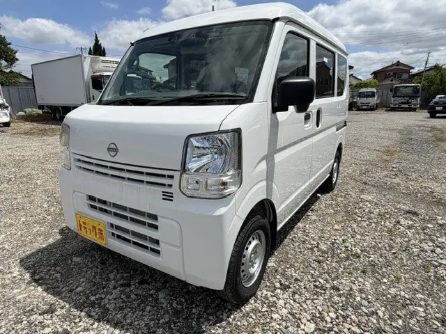 日産 クリッパーバン 5BD-DR17V(2WD)の写真1