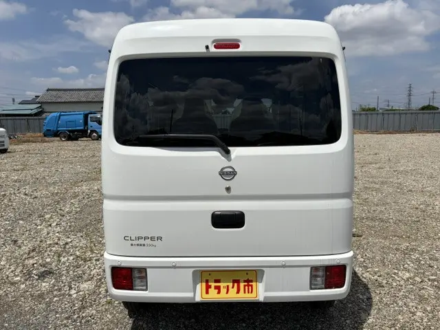 日産 クリッパーバン 5BD-DR17V(2WD)の写真5