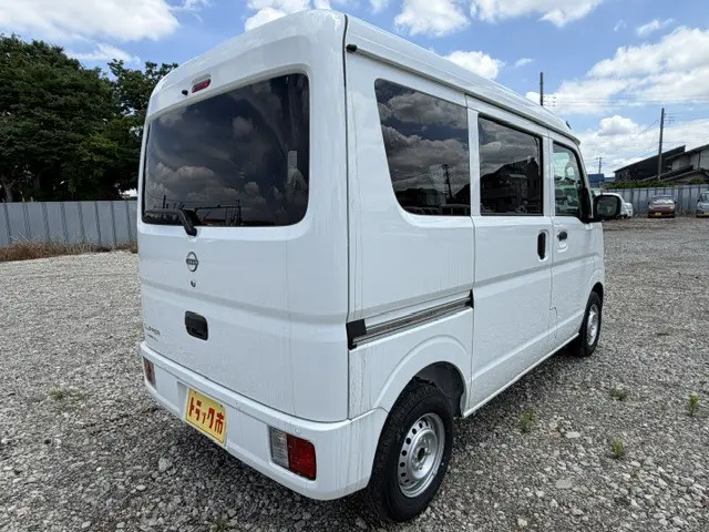日産 クリッパーバン 5BD-DR17V(2WD)の写真6