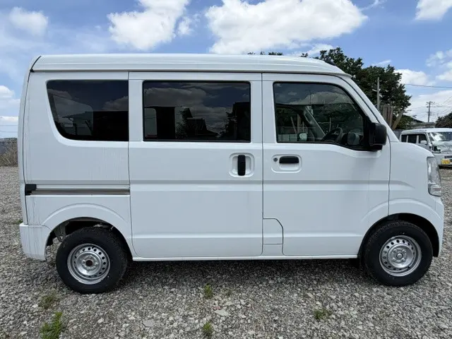 日産 クリッパーバン 5BD-DR17V(2WD)の写真7