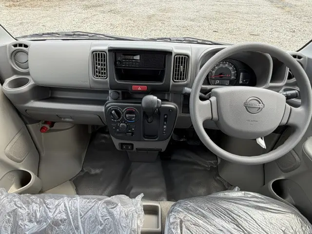 日産 クリッパーバン 5BD-DR17V(2WD)の写真12