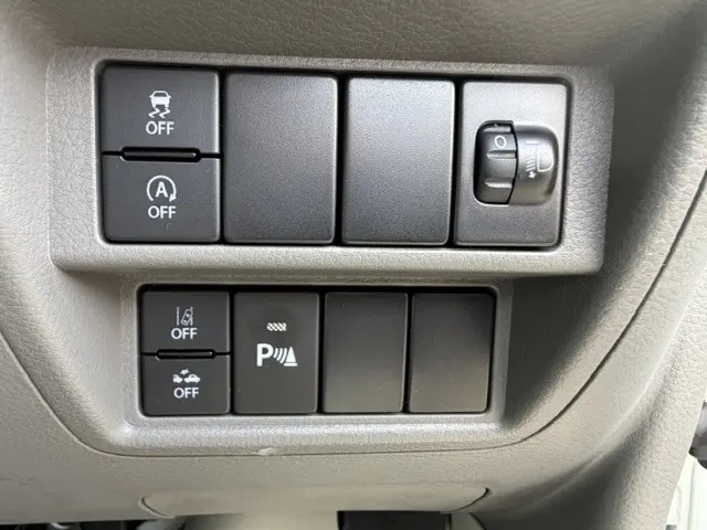 日産 クリッパーバン 5BD-DR17V(2WD)の写真16