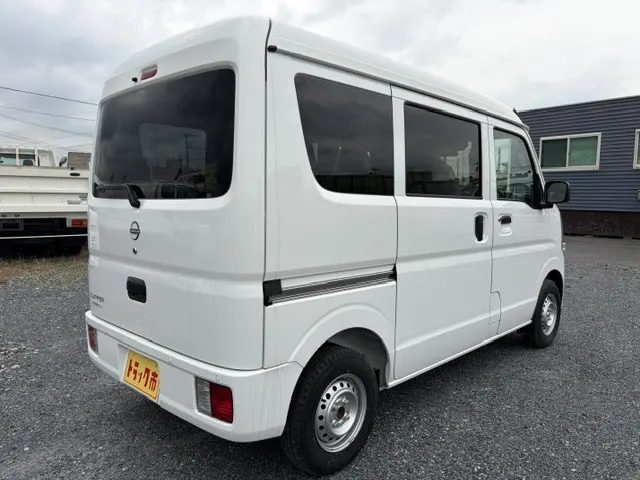 日産 クリッパーバン 5BD-DR17V(2WD)の写真6
