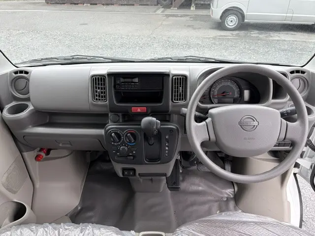 日産 クリッパーバン 5BD-DR17V(2WD)の写真12