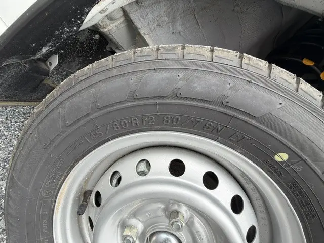 日産 クリッパーバン 5BD-DR17V(2WD)の写真25
