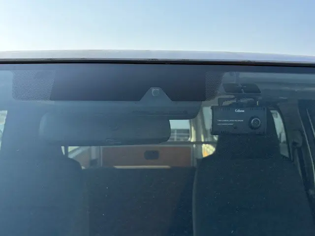 トヨタ ハイエースバン 3BF-TRH200V(2WD)の写真12