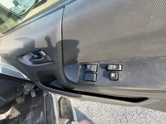 トヨタ ハイエースレジアス CBF-TRH200V(2WD)の写真17