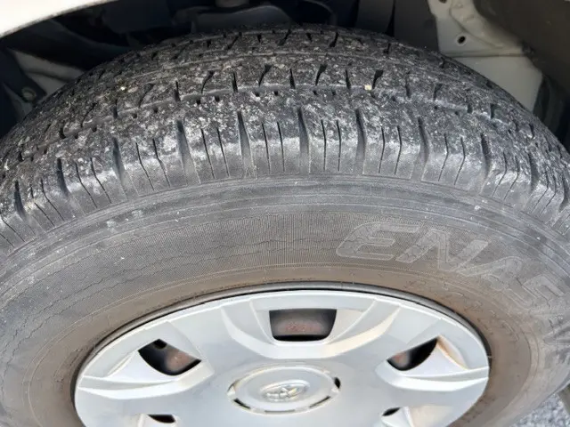 トヨタ ハイエースレジアス CBF-TRH200V(2WD)の写真22