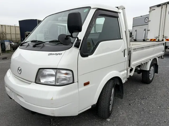 マツダ ボンゴトラック DBF-SLP2T(2WD)の写真1
