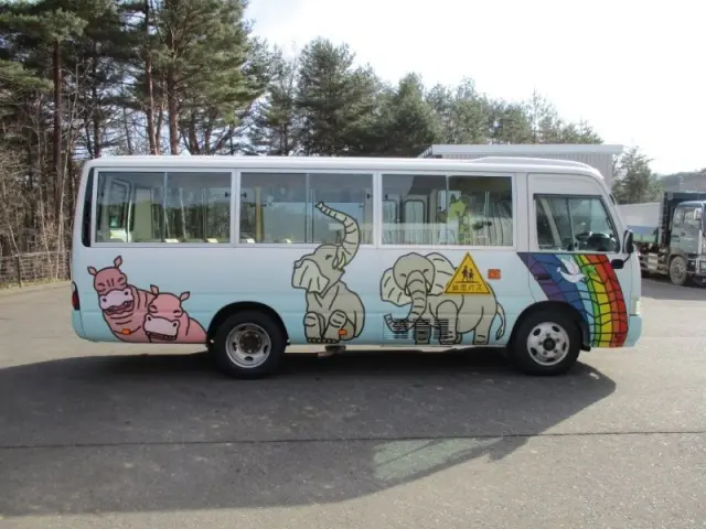 トヨタ コースター SDG-XZB40(2WD)の写真7