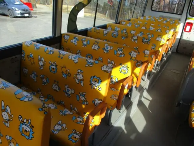 トヨタ コースター SDG-XZB40(2WD)の写真11