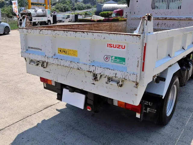 いすゞ エルフ TPG-NKR85AN(2WD)の写真14
