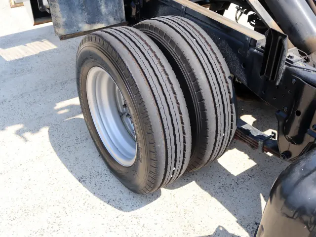 いすゞ エルフ TPG-NKR85AN(2WD)の写真49