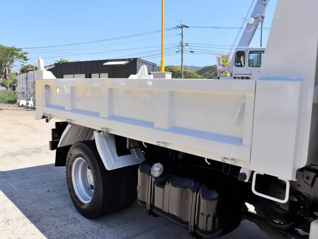 いすゞ エルフ TPG-NKR85AD(2WD)の写真12