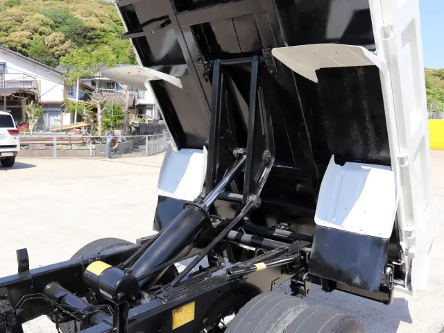 いすゞ エルフ TPG-NKR85AD(2WD)の写真21