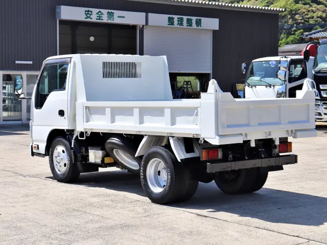 いすゞ エルフ TPG-NKR85AD(2WD)の写真29
