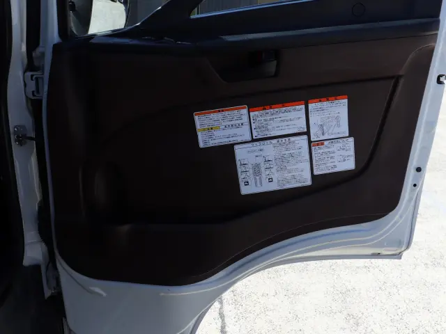 日野 レンジャー 2KG-FC2ABA(2WD)の写真47