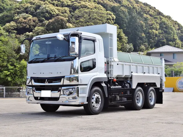 三菱 スーパーグレート 2KG-FV70HX(6x4)の写真1