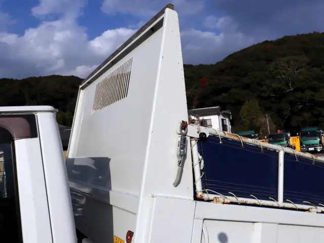 いすゞ エルフ 2RG-NJR88AD(2WD)の写真14