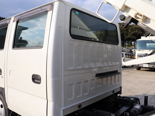 いすゞ エルフ 2RG-NJR88AD(2WD)の写真24