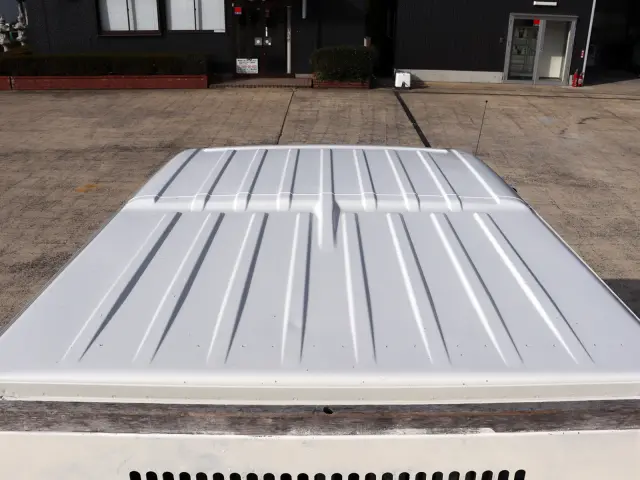 いすゞ エルフ 2RG-NJR88AD(2WD)の写真25