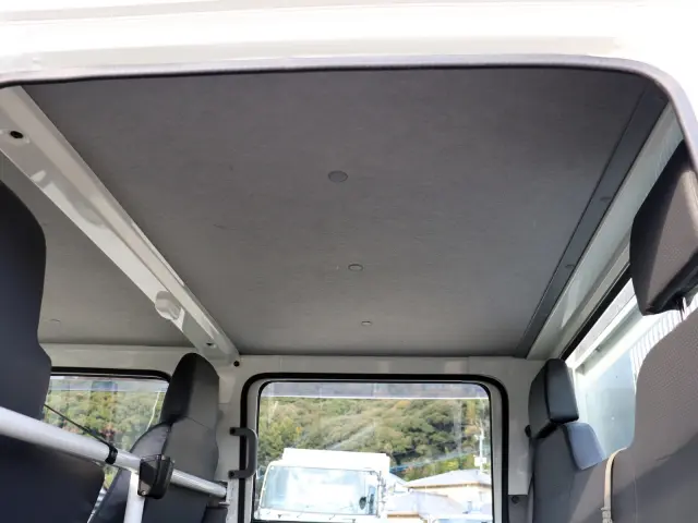 いすゞ エルフ 2RG-NJR88AD(2WD)の写真42