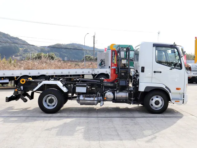 三菱 ファイター 2KG-FK72F(2WD)の写真11