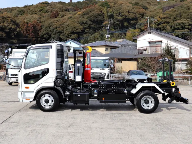 三菱 ファイター 2KG-FK72F(2WD)の写真13