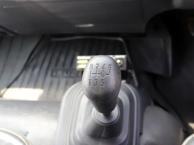 いすゞ フォワード 2PG-FRR90S1(2WD)の写真7