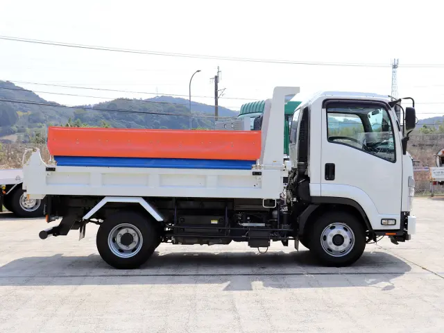 いすゞ フォワード 2PG-FRR90S1(2WD)の写真23