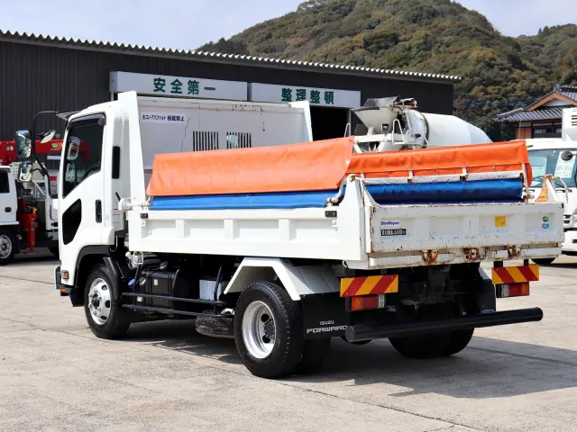 いすゞ フォワード 2PG-FRR90S1(2WD)の写真24