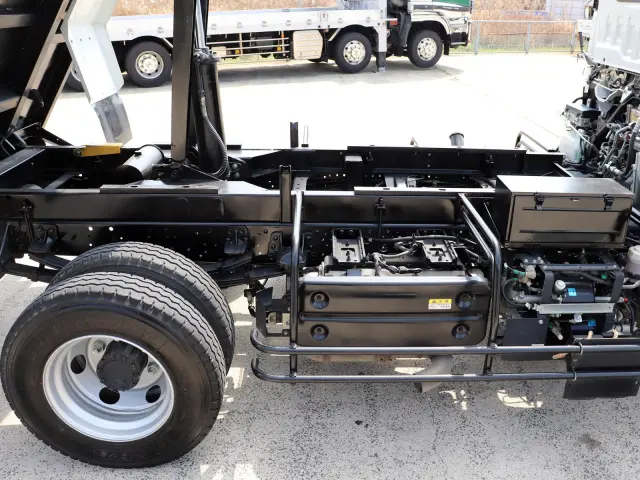 いすゞ フォワード 2PG-FRR90S1(2WD)の写真28