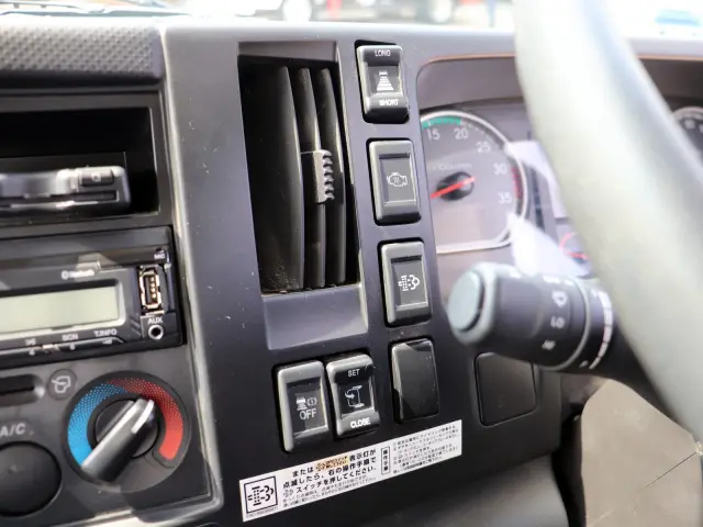 いすゞ フォワード 2PG-FRR90S1(2WD)の写真42