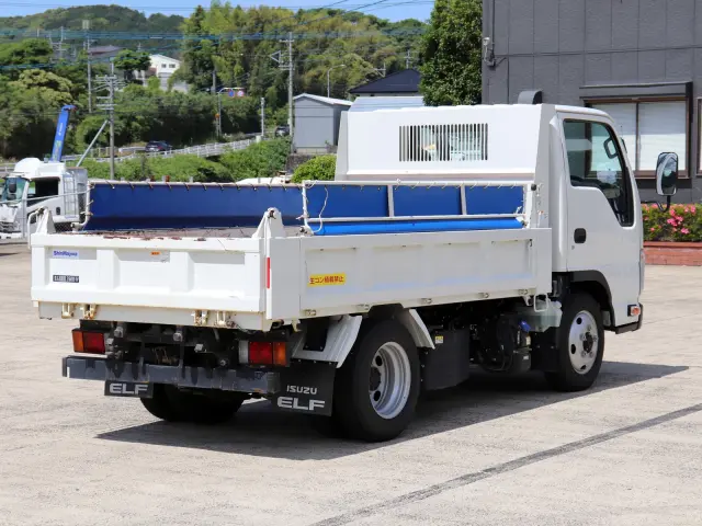 いすゞ エルフ 2PG-NKS88AN(4WD)の写真2