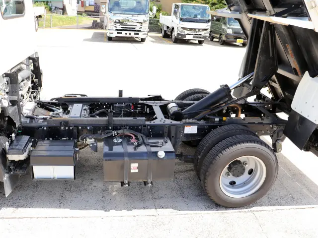 いすゞ エルフ 2PG-NKS88AN(4WD)の写真20
