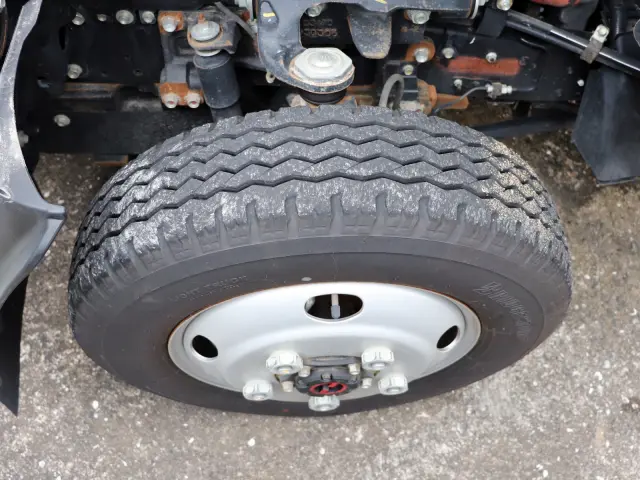 いすゞ エルフ 2PG-NKS88AN(4WD)の写真37
