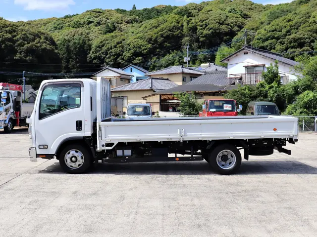 いすゞ エルフ 2RG-NPR88AR(2WD)の写真31