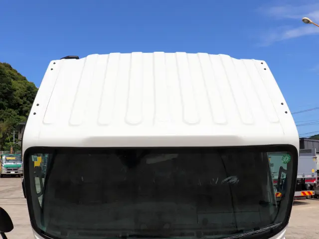 いすゞ エルフ 2RG-NPR88AR(2WD)の写真32