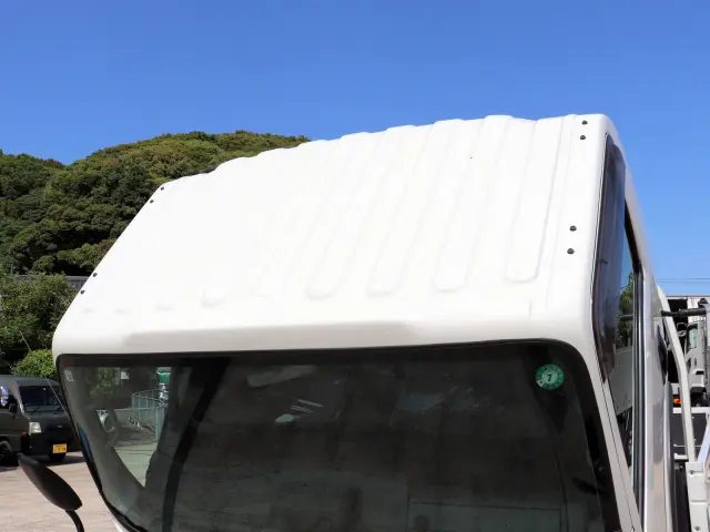 いすゞ エルフ 2RG-NPR88AR(2WD)の写真33