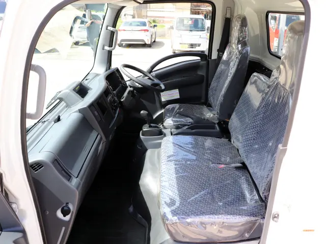 いすゞ エルフ 2RG-NPR88AR(2WD)の写真35